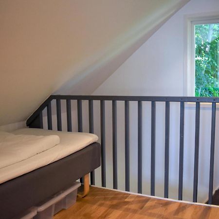 2 Bedroom Amazing Home In Fjaelkinge מראה חיצוני תמונה